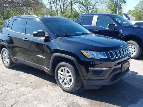 Used 2018 Jeep Compass Sport FWD image 1