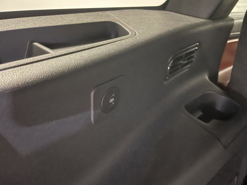 Used 2025 Lincoln Aviator Reserve w/ Equipment Group 201A image 31