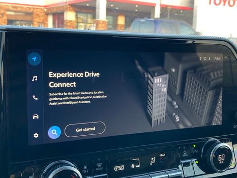 Used 2023 Toyota Highlander Platinum image 20