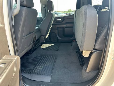 Used 2026 Chevrolet Silverado 1500 Custom Trail Boss w/ LPO, Dark Essentials Package AWD/4WD image 28