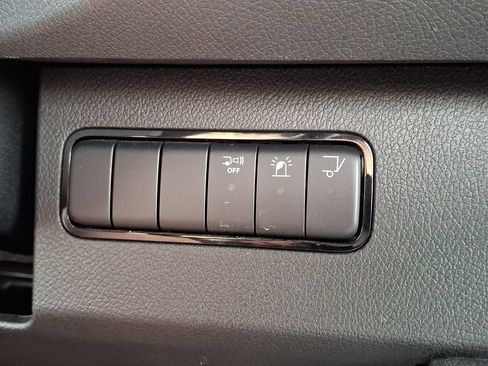 Used 2023 Mercedes-Benz Sprinter 4500 image 26