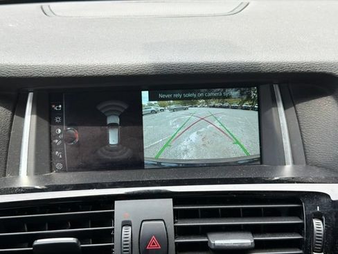 Used 2017 BMW X3 sDrive28i RWD image 16