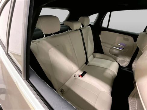 Certified 2025 Mercedes-Benz GLA 250 4MATIC image 19