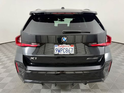 Used 2025 BMW X1 xDrive28i w/ Premium Package AWD/4WD image 4