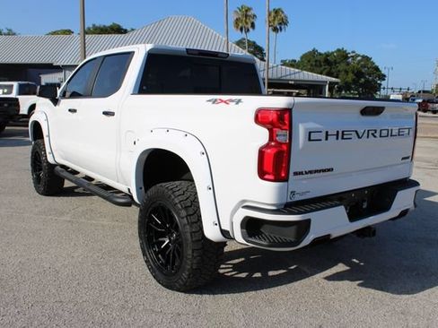 Used 2024 Chevrolet Silverado 1500 RST w/ Redline Edition AWD/4WD image 8