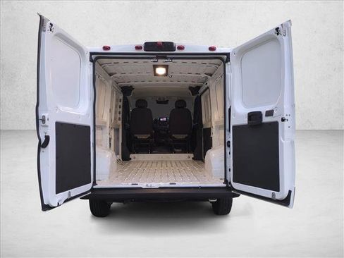 Used 2025 RAM ProMaster 2500 w/ Convenience Group FWD image 6