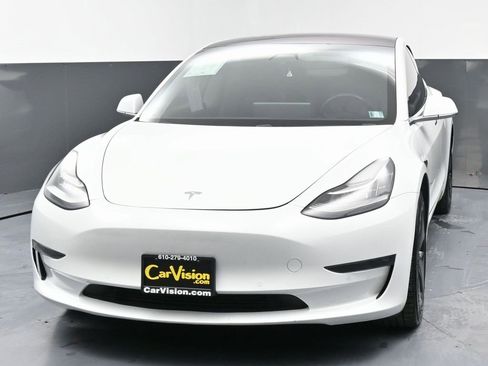 Used 2019 Tesla Model 3 Mid Range image 4