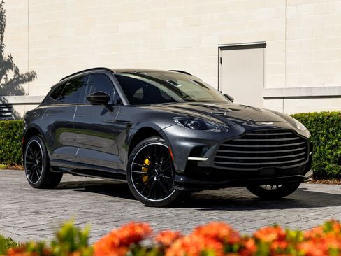 Used 2023 Aston Martin DBX 707 image 71