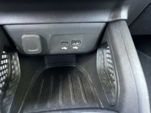 Used 2024 Chevrolet TrailBlazer LT FWD image 36