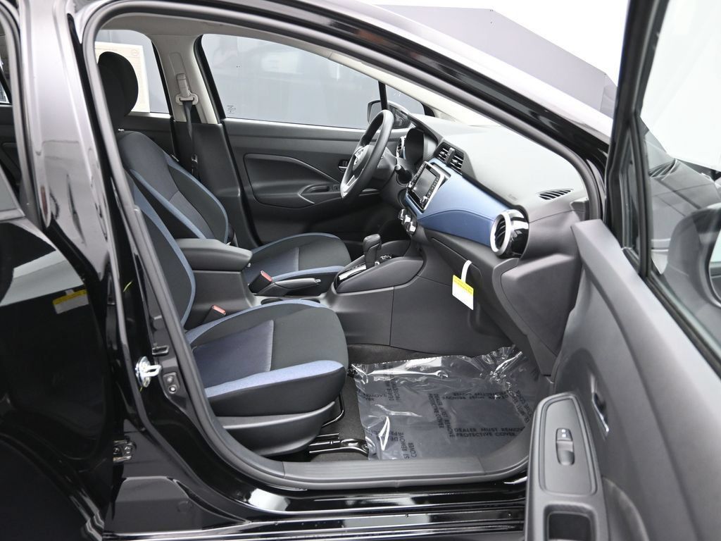 New 2025 Nissan Versa SV w/ Trunk Package FWD image 24