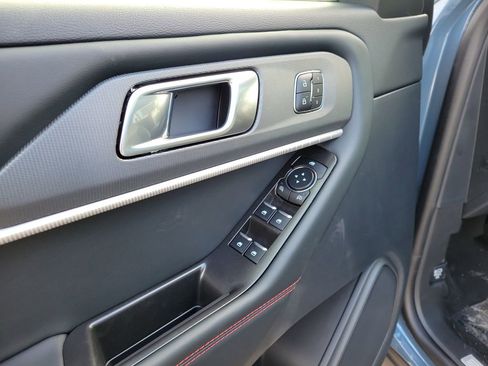 New 2026 Ford Explorer ST-Line w/ ST-Line Street Pack image 19