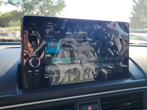 New 2025 Honda Pilot Touring image 13