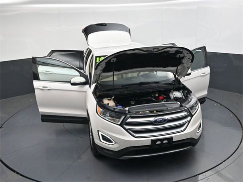 Used 2018 Ford Edge SEL w/ Equipment Group 201A image 44