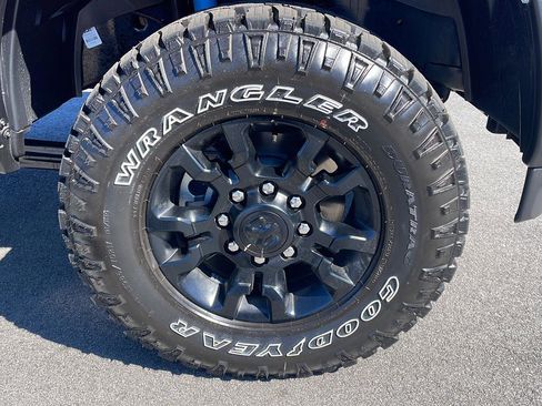 New 2026 RAM 2500 Tradesman w/ Power Wagon Package image 9