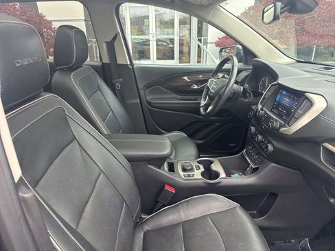 Used 2019 GMC Terrain Denali w/ Advanced Safety Package AWD/4WD image 36