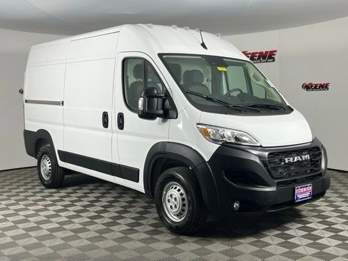 New 2026 RAM ProMaster 2500 w/ Convenience Group image 2