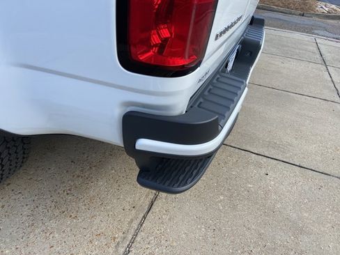 Used 2022 Chevrolet Colorado LT w/ Fleet Safety Package RWD image 47