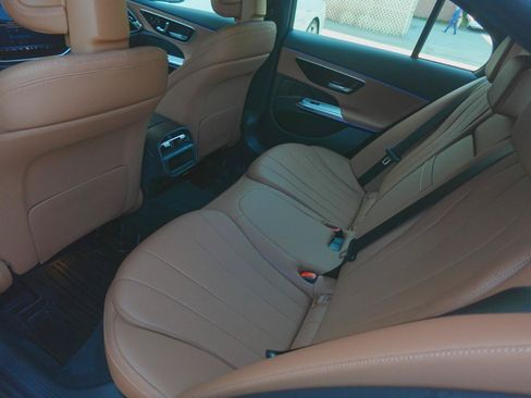 Used 2024 Mercedes-Benz E 350 4MATIC Sedan w/ Driver Assistance Package image 16