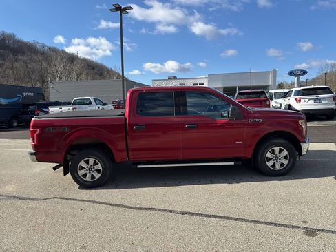 Used 2015 Ford F150 XLT w/ Trailer Tow Package image 4