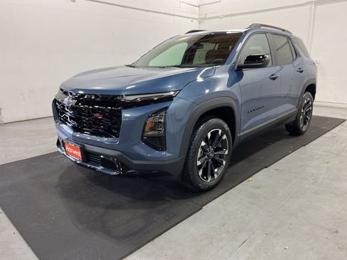 New 2026 Chevrolet Equinox RS w/ Convenience Package III AWD/4WD image 3