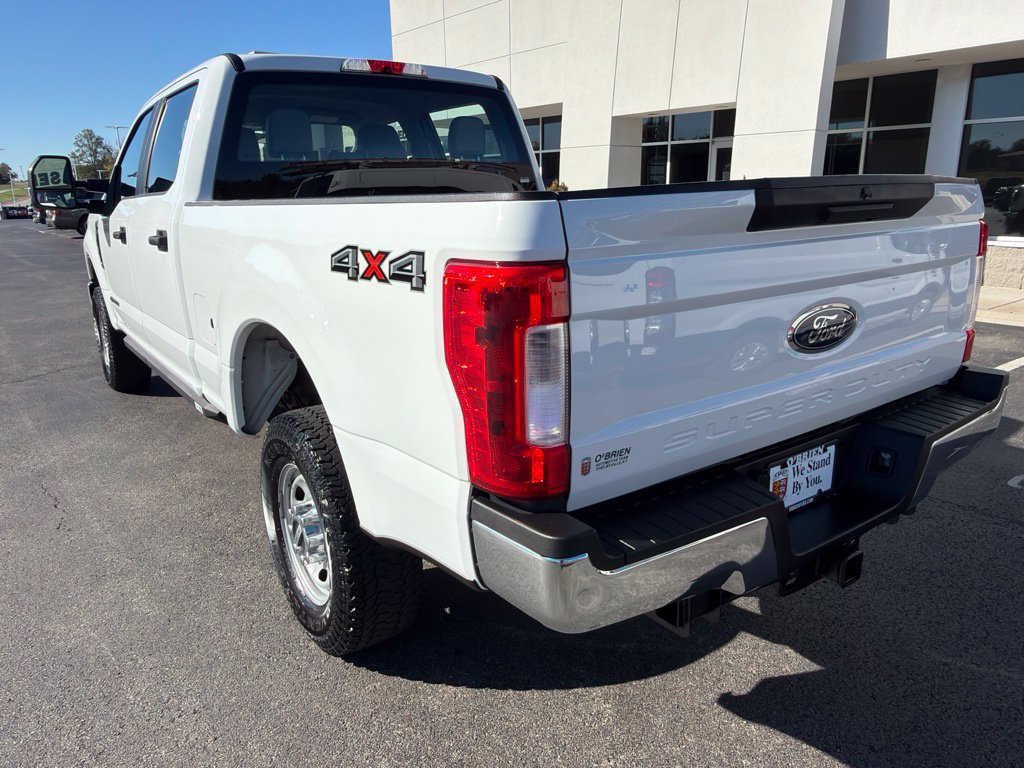 Used 2019 Ford F250 XL w/ Power Equipment Group AWD/4WD image 3