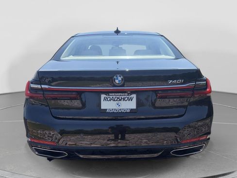 Used 2021 BMW 740i RWD image 4