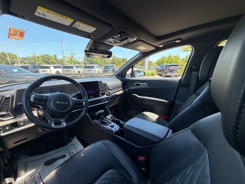 Used 2023 Kia Sportage X-Line w/ X-Line Premium Package AWD/4WD image 8