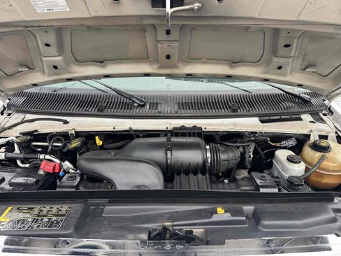 Used 2013 Ford E-150 and Econoline 150 image 12