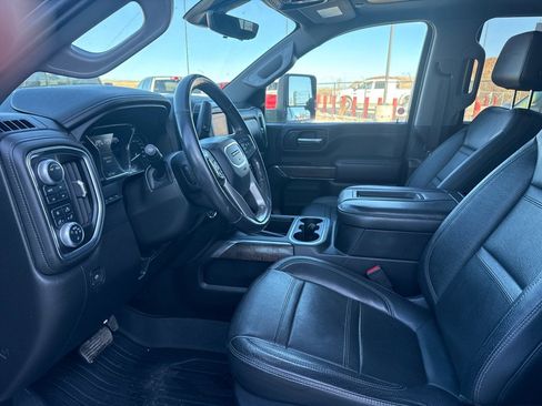 Used 2020 GMC Sierra 3500 Denali w/ Denali Ultimate Package AWD/4WD image 12