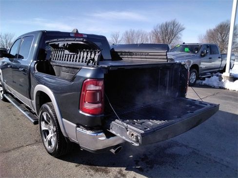 Used 2019 RAM 1500 Laramie image 12