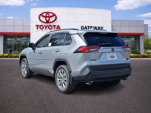Used 2025 Toyota RAV4 XLE Premium w/ Weather Package AWD/4WD image 5