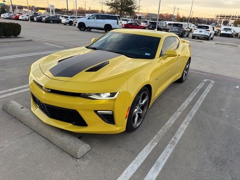 Used 2017 Chevrolet Camaro SS image 1