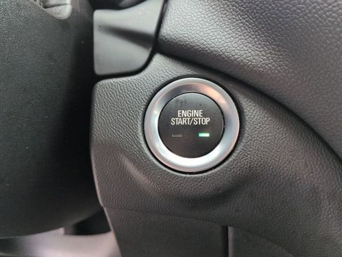 Used 2020 Chevrolet Equinox LT w/ Driver Convenience Package image 19