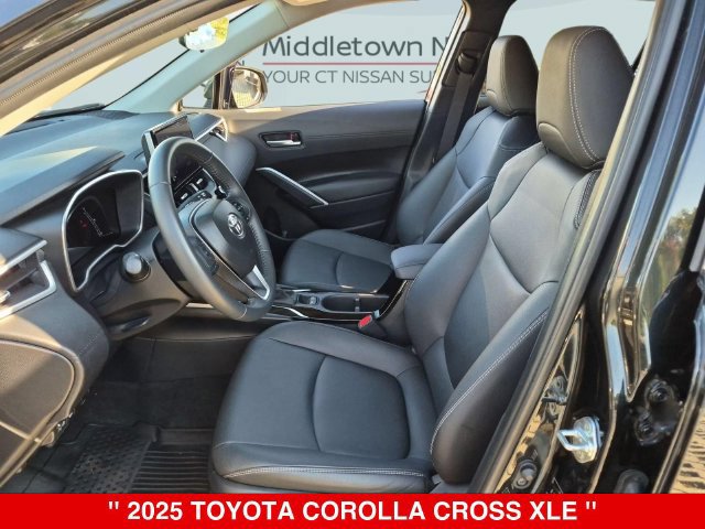 Used 2025 Toyota Corolla Cross XLE AWD/4WD image 14