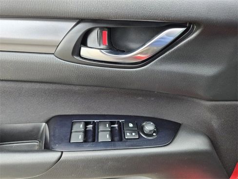 Used 2020 MAZDA CX-5 Sport image 17