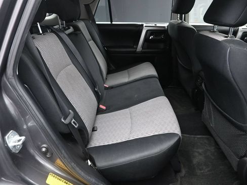 Used 2016 Toyota 4Runner SR5 AWD/4WD image 35