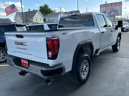 Used 2024 GMC Sierra 2500 Pro AWD/4WD image 4