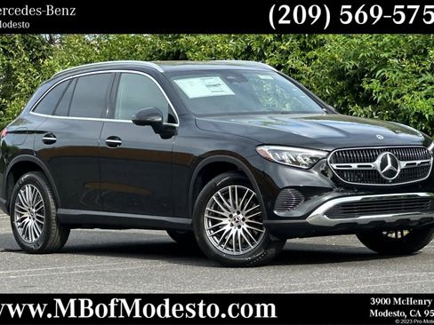 New 2026 Mercedes-Benz GLC 300 4MATIC image 1