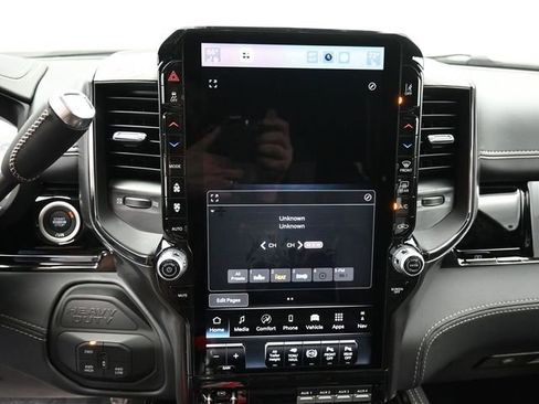 New 2026 RAM 3500 Limited AWD/4WD image 28