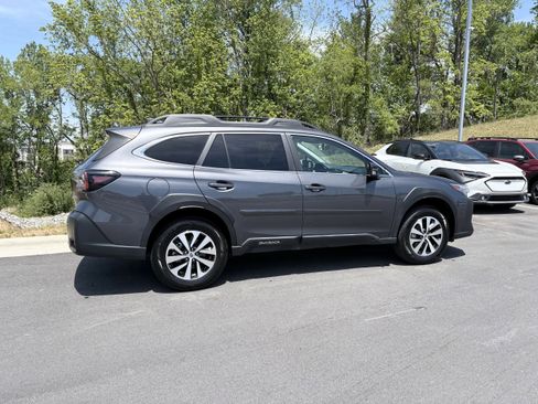 Certified 2024 Subaru Outback Premium AWD/4WD image 12