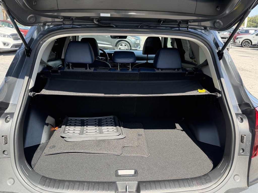 Certified 2025 Kia Seltos S FWD image 12