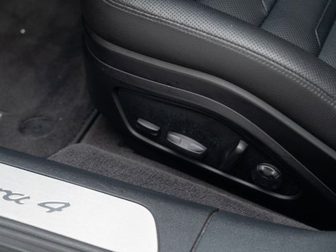 Certified 2022 Porsche Panamera 4 image 15