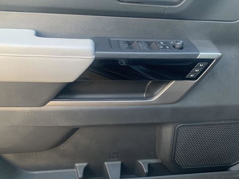 Used 2024 Toyota Tundra Limited image 24