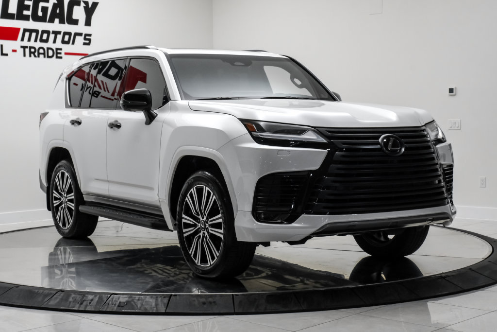 Used 2026 Lexus LX 700h Luxury w/ Appearance Package AWD/4WD image 5