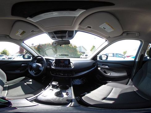 Used 2025 Nissan Rogue SV FWD image 44