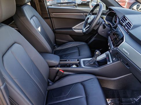 Certified 2023 Audi Q3 2.0T Premium w/ Convenience Package image 19