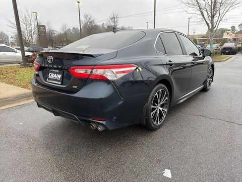 Used 2020 Toyota Camry SE image 7