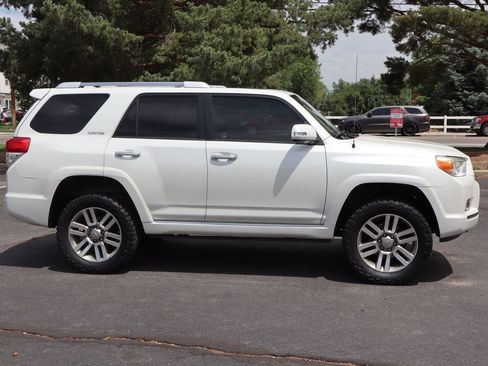 Used 2013 Toyota 4Runner Limited AWD/4WD image 3