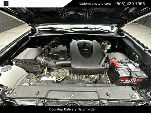 Used 2021 Toyota Tacoma SR5 w/ Trail Edition image 49