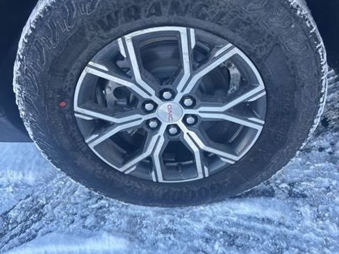 New 2026 GMC Acadia AT4 w/ Luxury Package image 29